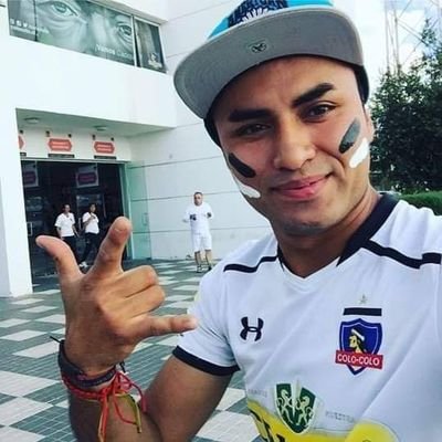 Hincha de COLO-COLO (Socio)  🤟⚪⚫9️⃣👽🎵🚀🔥