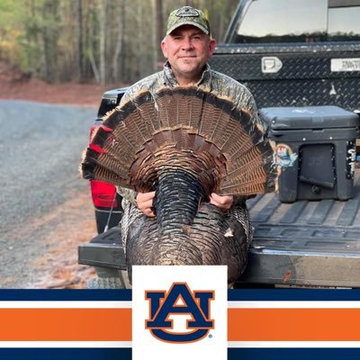 Love the outdoors and try my best to be good guy to everyone. Die hard Conservative and hate all those corrupt politicians in Washington. #AU #WDE #AuburnSports