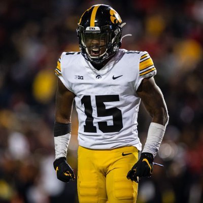 BiasedHawkeyes's profile picture. IOWA HAWKEYES | Boxing/MMA Lover | I like to troll/bait so don't take my tweets seriously