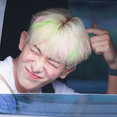 how do i stop thinking about Eric Nam and move on with my life??? help me please ⚠️⚠️