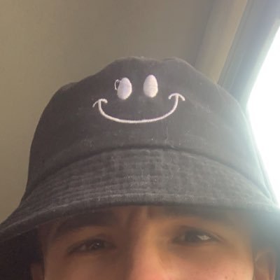 NowLegit's profile picture. Y a rien à dire on l’fais a l instinct