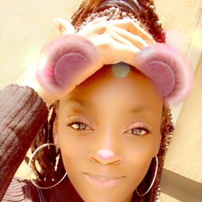 In a relationship with Jefferson who’s a amazing boyfriend every🥰😍 Happy to be starting new beginnings with u