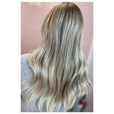 hairbybeckyxx's profile picture. Co owner of Novia hair salon, Scarborough �
Specialises in Blondes, Balayage & Foilage 
Beautyworks extensionist 
Wedding hair