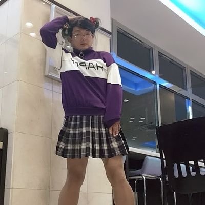なんちゃって女子高生♂如月さやかです。永遠の高校2年生 「勝利の女神」って呼んで貰ってます😍画像は広島皆実高校バスケットボール部。