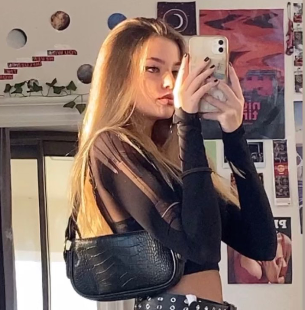 PPR03HTI's profile picture. ⠀⠀៹ 𝗺𝗮𝗸𝗶𝗻𝗴 𝗮𝗿𝘁 : ouι, est mɑ 𝘱𝘢𝘴𝘴𝘪𝘰𝘯 ﹫fr. pɑrιs