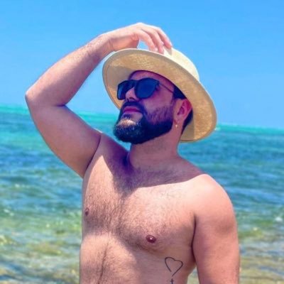 GeorgeVan23's profile picture. Canadian 🇨🇦 @Universitario 🇵🇪 “Brains, coffee, and a dash of sarcasm.”