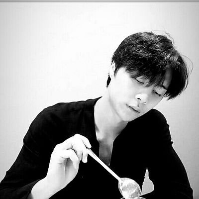 Callmezerq's profile picture. Ⓜ️ake friends di 🍄💧 Trusting someone again after they've betrayed you is a daunting task.🛐