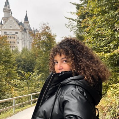 anitaps99's profile picture. soy tan pringada que no se que poner aka ✌🏻