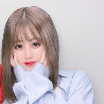 ミ ク