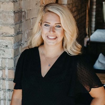 Lisa_Mendenhall's profile picture. https://t.co/ii5nA3mCkQ

Event production guru. Obsessed with audience experience. Connector of people. Travel junkie. Real estate investor. 🦄