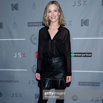 VO Artist / Accent Coach / Filmmaker (LA) https://t.co/Ly7I6umygX https://t.co/sonTfNsVpx
https://t.co/cXyoIVYie3