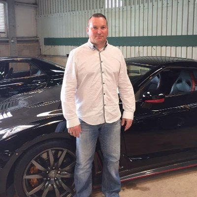 is forex trader & online entrepreneur. I help people from all over the world make money. I love fast cars & life's little luxuries.