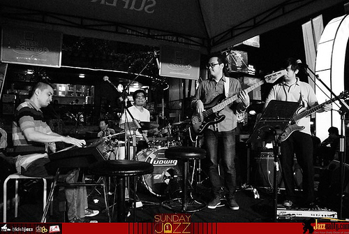 forsure_ensmbl's profile picture. @vian_tondatuon - Piano
@splakhata - Drum
@Samuel_sonofjc - Bass
Sandy Jonathan - Guitar