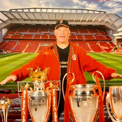 #LFC, Manc hater (but not racist).❤️ Buffy/Angel, Dr Who, HotD/GoT, B5, BCS/BB, Peaky, all Star Trek, True Blood & LOTR. 100% W⚓️Retweet’s are not endorsements.