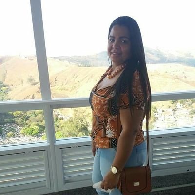 luiza_vaneska's profile picture. 