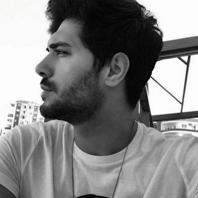 koreankolektor's profile picture. .