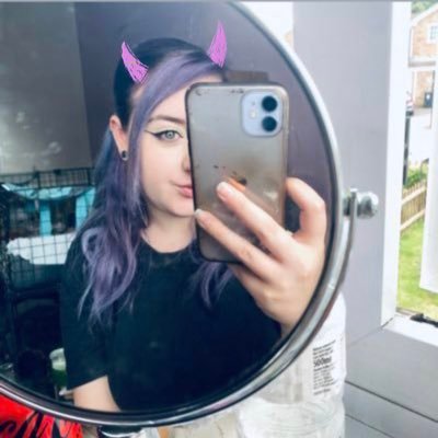 I play games sometimes! Twitch streamer. 25 she/her.🏳️‍🌈 affiliated with @overclockersuk. All views are my own! business enquiries: laauraannetwitch@gmail.com