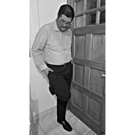 Muchacho peronista, Profe de Historia y Geografía