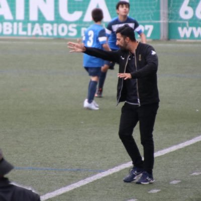 DiegoElmoudawar's profile picture. Entrenador @uecornella 📚Licencia UEFA A 🇪🇸 📚Video Analyst 📹💻 📚Bachelor of Sports Management & Tourism Management 🇦🇺 @metodouniversal