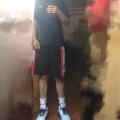 S39698862's profile picture. 双 喜欢会打球的🏀别废话