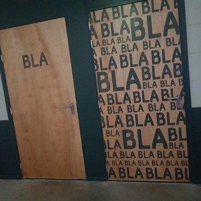 tegengas123's profile picture. levensgenieter, leest links en rechts van het midden. Lacht om zichzelf en vooral om anderen.