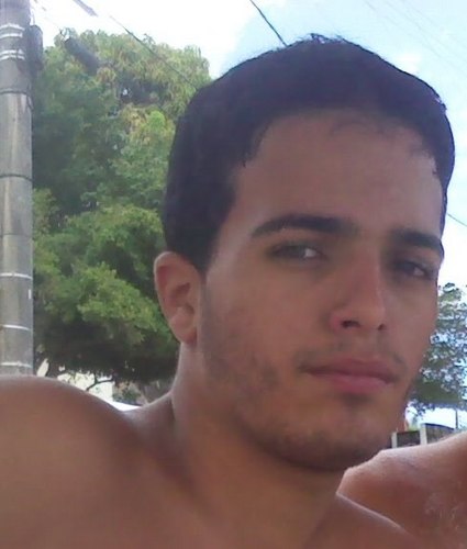 Pai e mãe amor eterno. Com a Humildade chegamos longe !