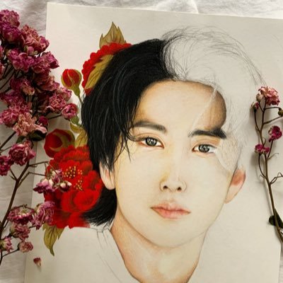 Mostly Sf9 drawing✨ my bias is Hwiyoung🤍🔝 #hwistan ig: @antoniabreznai for more art content