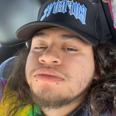 lilfilivert's profile picture. I be eatin ass with the toilet paper in it || full time father to the little homies 🖤