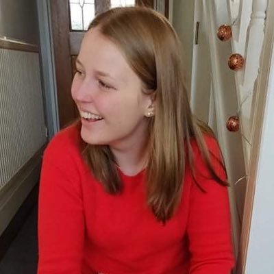 AmyNicThomais's profile picture. 
