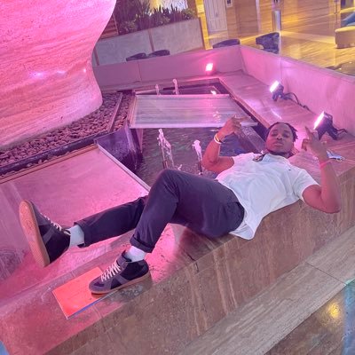 IG: @thereal_Nell🇯🇲 Now, who's hot, who not? Tell me who rock, who sell out in the stores? 🦥