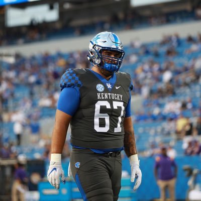 ||Offensive Lineman @ The Univeristy of Kentucky #67|| Instagram- Paul.Rodriguez67