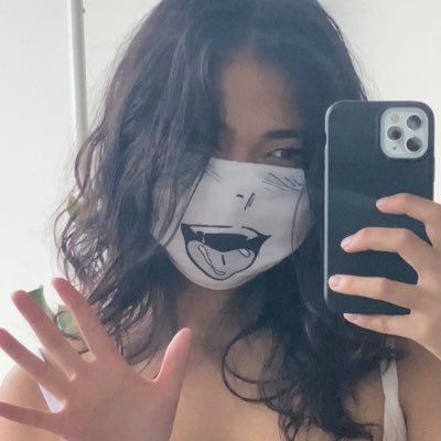 subtlesadbitch's profile picture. 유리멘탈 방구석 찐따⋆⁺₊⋆ ☾ ⋆⁺₊⋆ ☁︎