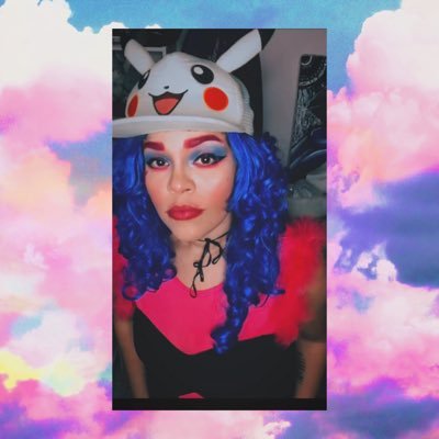 GuainiaT's profile picture. Life is for LIVING IT, not just to survive. To make MOMENTS happen, not just to witness them. To FEEL it, not just to hear about it.