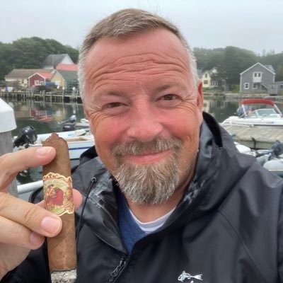 Emmy winning TV News Photographer turned Assistant News Director for ABC/FOX affiliate in Bangor Maine. Cigar enthusiast, All content is mine.