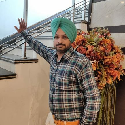 DaljitS13031528's profile picture. 