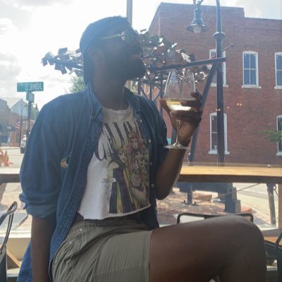 jaxsonifunastii's profile picture. Love yourself, success will follow. cash 💰: $CartierBoya #BreedCompassionAmenFashion