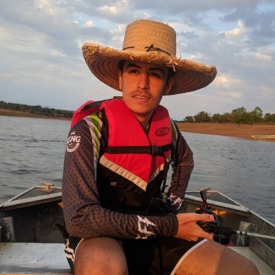 Amante de pesca e só, nada mais.