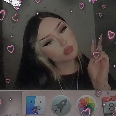 doing promos and deals 4 new subs!  :･ﾟ✧:･ﾟ✧ just turned 18 ♡ new creator ♡ lewd content ♡ message me for customs ♡ daily posting ♡ snap premium!