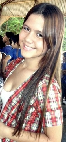 A lembrança é o remédio para amenizar a dor de perder um grande amor, pois nela conseguimos suportar o tempo que trás o alívio e nos faz amar novamente.