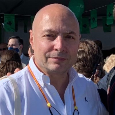 Exresponsable de prensa de VOX en el Ayuntamiento de Murcia. Mi apoyo incondicional a las “VÍCTIMAS DEL TERRORISMO”. ¡Yo no me rindo!🇪🇸