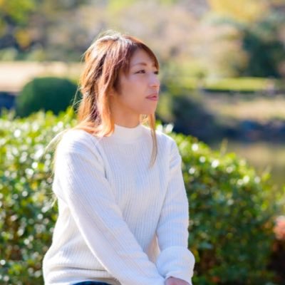 gaia19771224's profile picture. 15年間最愛の人と居た幸せ。そして死別という別れを迎え、生きる意味を失いました。けれど死して尚旦那は私に愛のエネルギー法則を教えてくれていて私は心理セラピストになりました。 エナジーコントロール®七福人。