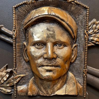 The official Twitter account of Donnie Collins. Longtime sportswriter. Yankees, Penn State, general sports opinions.