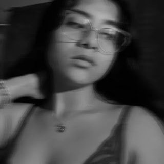 ♏. Tengo todo lo malo de mi signo, decide tú seguirme o no.
Intento de psicóloga.