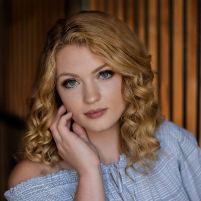 Ellanicole0352's profile picture. 💙 C-SC Volleyball 💙