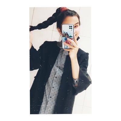 AlinaNaderi's profile picture. Live a life you are proud of ❤🤗