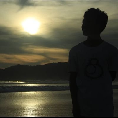 rifqiaziznaufal's profile picture. 