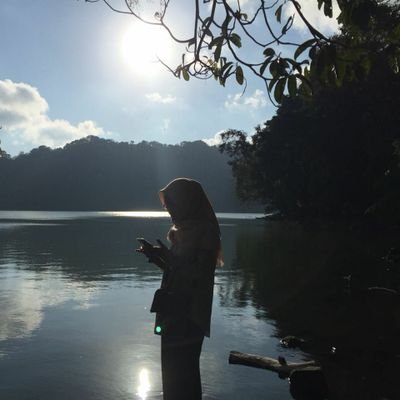 BettyIndahC's profile picture. 