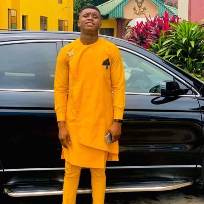 EveristusEmman3's profile picture. No matter how hard the game is I will never give up 💰💰✍️