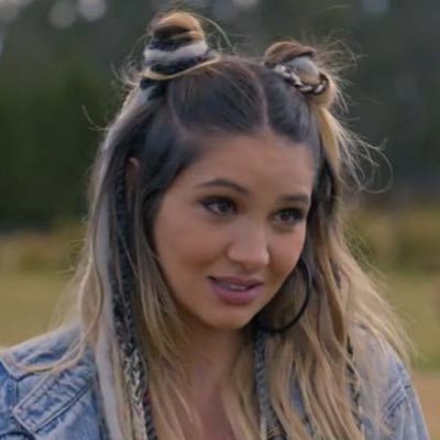 camillasnovelas's profile picture. y yo no tengo límites, solo el cielo