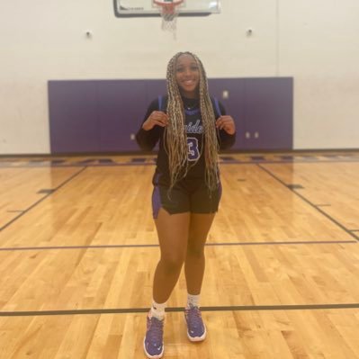 Masha✨#3💜🖤CRHS Raiders⚔️🏀Class of 2022📚📝 Paul Quinn committed 💜💛